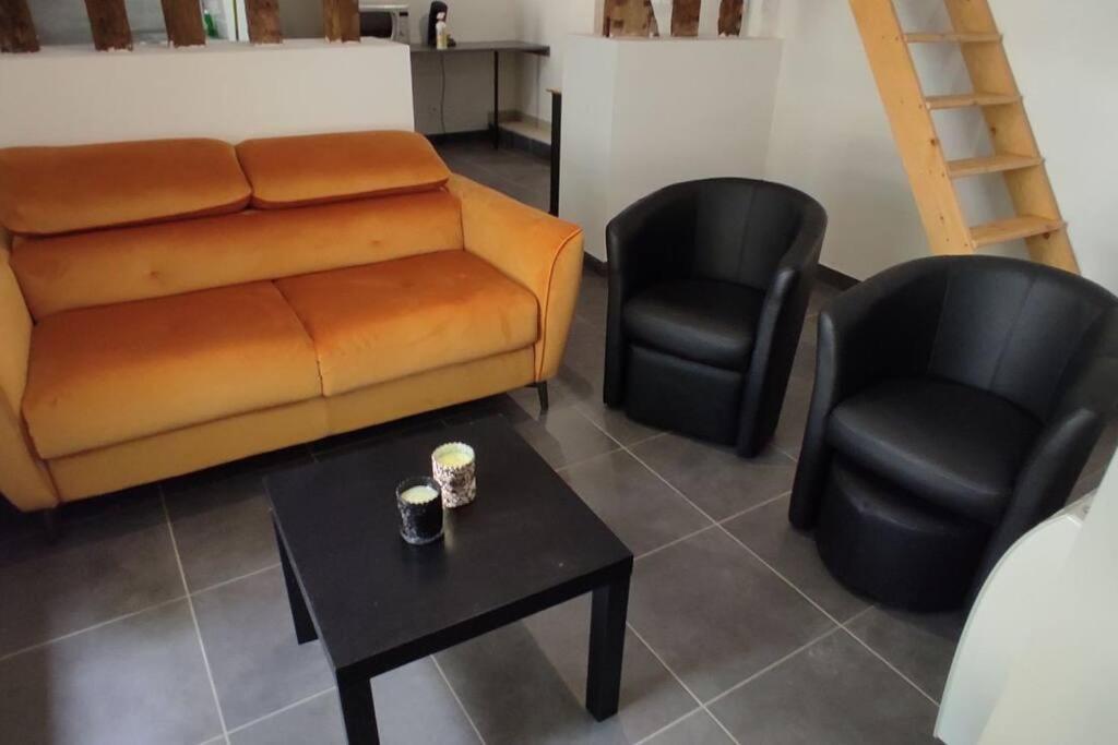 Appartement Hyper Centre Mayenne Ngoại thất bức ảnh